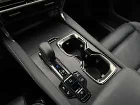 Lexus RX (2023) thumbnail 16