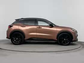 Lexus LBX (2024) thumbnail 11
