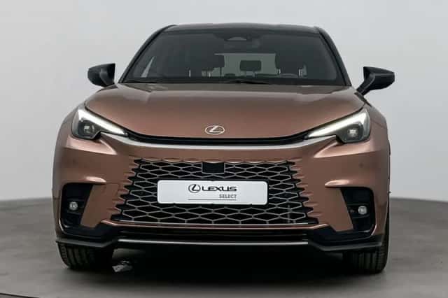 Lexus LBX (2024) thumbnail 19