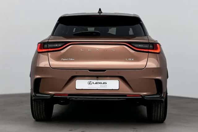 Lexus LBX (2024) thumbnail 20