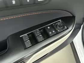 Lexus NX (2022) thumbnail 17