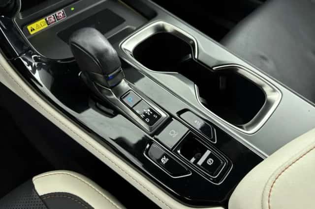 Lexus NX (2022) thumbnail 8