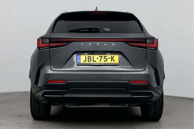 Lexus NX (2022) thumbnail 19