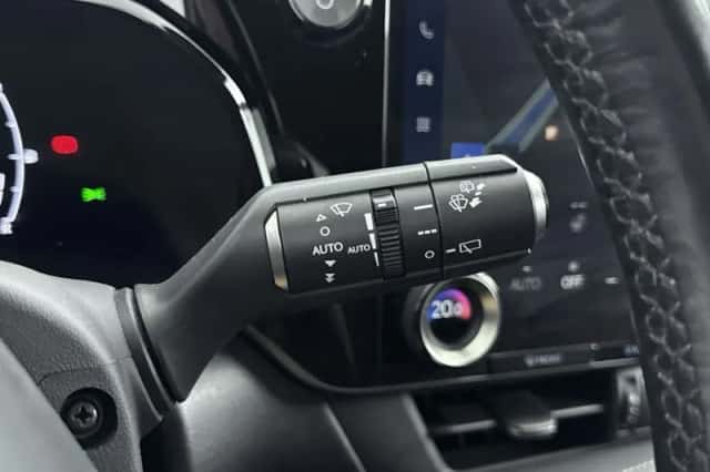Lexus NX (2022) thumbnail 22