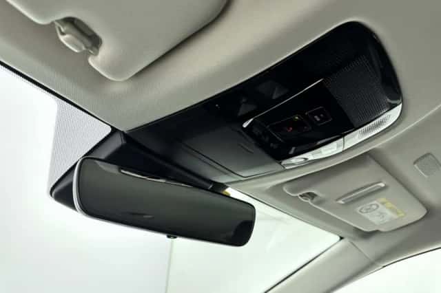 Lexus NX (2022) thumbnail 5