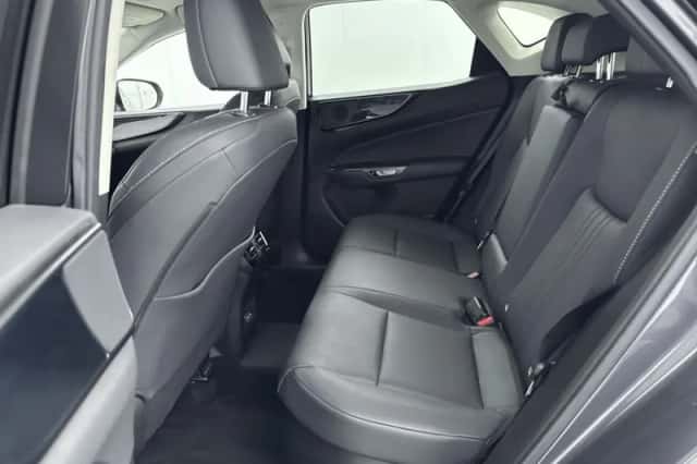 Lexus NX (2022) thumbnail 7