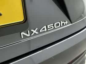 Lexus NX (2022) thumbnail 9