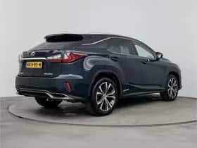 Lexus RX (2019) thumbnail 2
