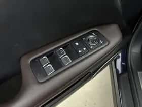 Lexus RX (2019) thumbnail 30