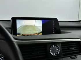 Lexus RX (2019) thumbnail 9