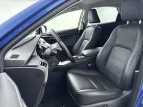 Lexus NX (2016) thumbnail 27