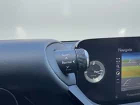 Lexus ES (2022) thumbnail 19