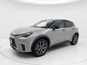 Lexus LBX (2024)