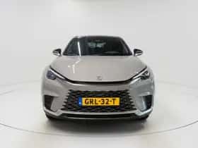 Lexus LBX (2024) thumbnail 5