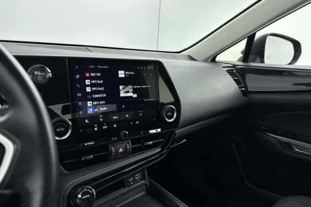 Lexus NX (2023) thumbnail 6