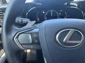 Lexus NX (2025) thumbnail 12