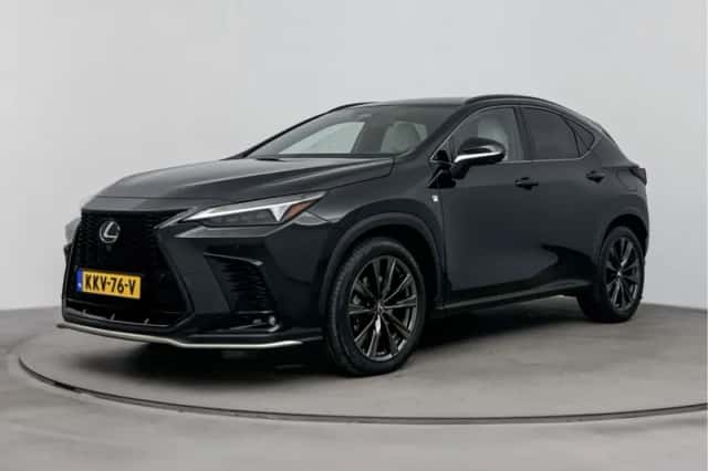 Lexus NX (2022) thumbnail 1