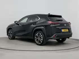 Lexus UX (2023) thumbnail 13
