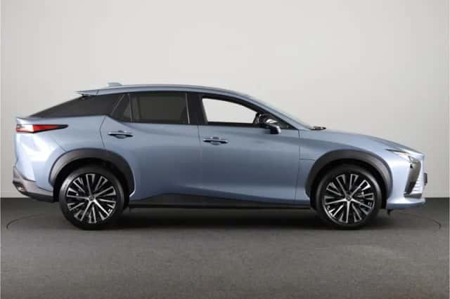 Lexus RZ (2025) thumbnail 3