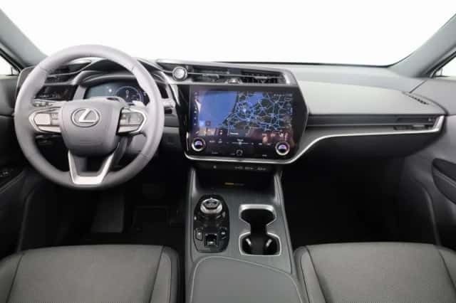Lexus RZ (2025) thumbnail 5