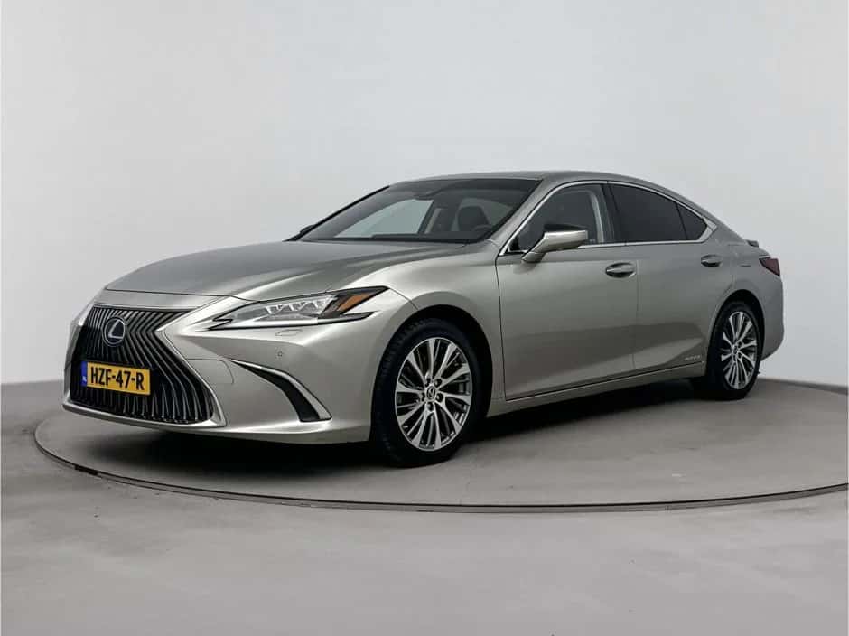 Lexus ES (2021) — foto 1
