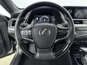 Lexus ES (2021) thumbnail 19