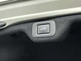 Lexus ES (2021) thumbnail 33