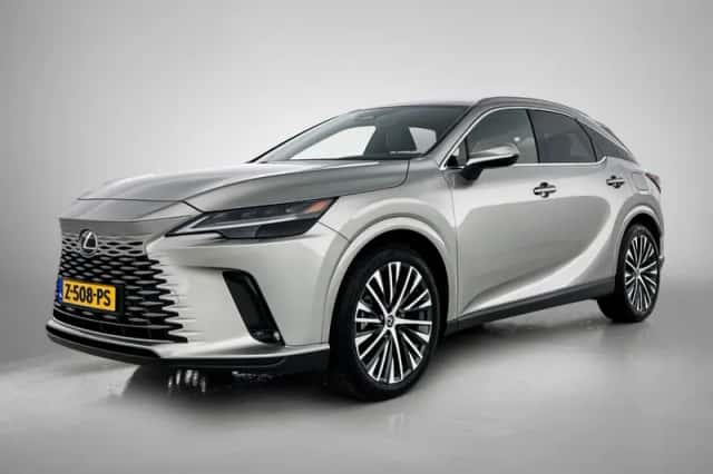 Lexus RX (2024)