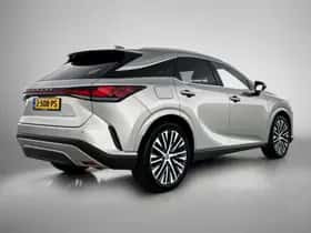 Lexus RX (2024) thumbnail 2