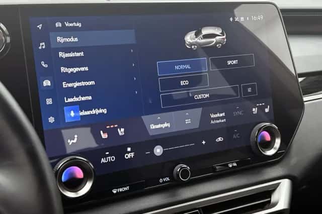 Lexus RX (2024) thumbnail 42