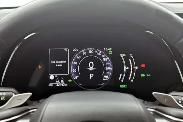 Lexus RX (2024) thumbnail 6