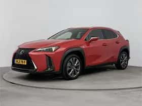 Lexus UX (2024)