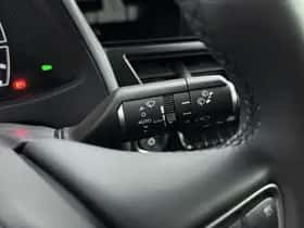 Lexus UX (2024) thumbnail 25