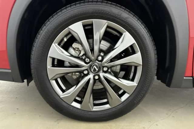 Lexus UX (2024) thumbnail 36