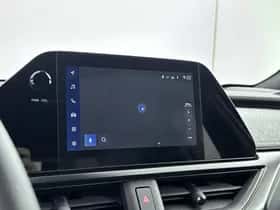 Lexus UX (2024) thumbnail 9