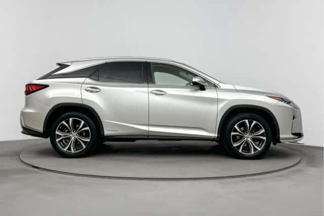 Lexus RX (2018) thumbnail 5