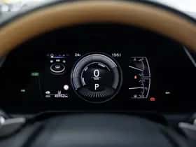 Lexus ES (2022) thumbnail 14