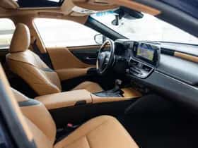Lexus ES (2022) thumbnail 42