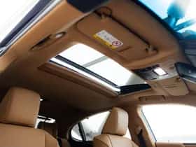 Lexus ES (2022) thumbnail 45