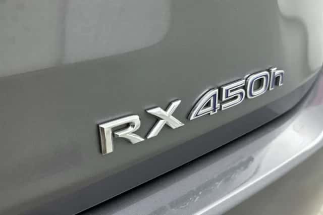 Lexus RX (2018) thumbnail 15