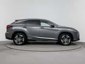 Lexus RX (2018) thumbnail 16
