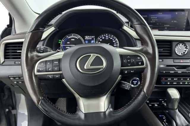 Lexus RX (2018) thumbnail 23