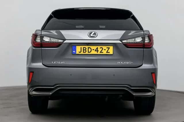 Lexus RX (2018) thumbnail 29