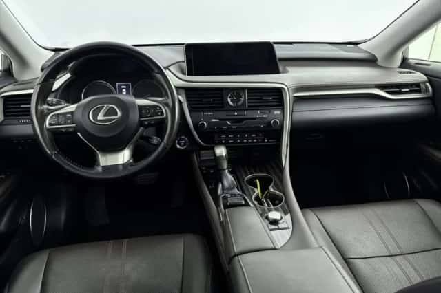 Lexus RX (2018) thumbnail 5