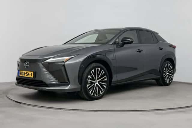 Lexus RZ (2025)