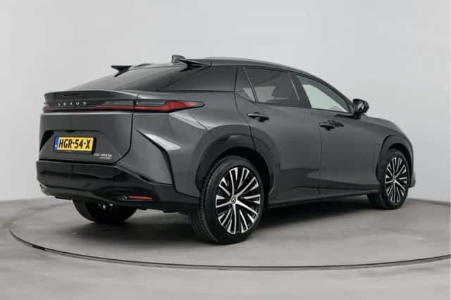 Lexus RZ (2025) thumbnail 2