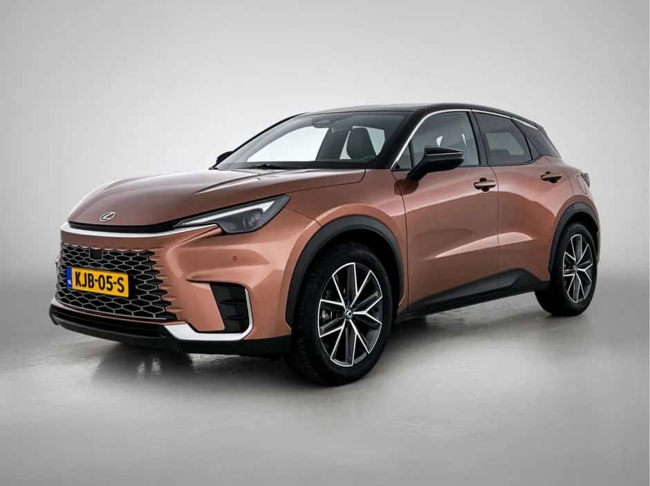 Lexus LBX (2025) — foto 1
