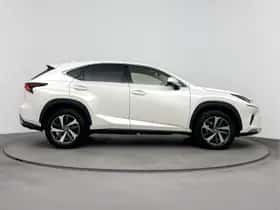 Lexus NX (2020) thumbnail 15