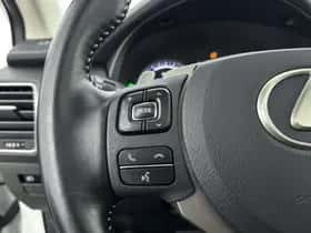 Lexus NX (2020) thumbnail 21
