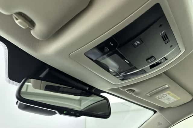 Lexus NX (2020) thumbnail 31